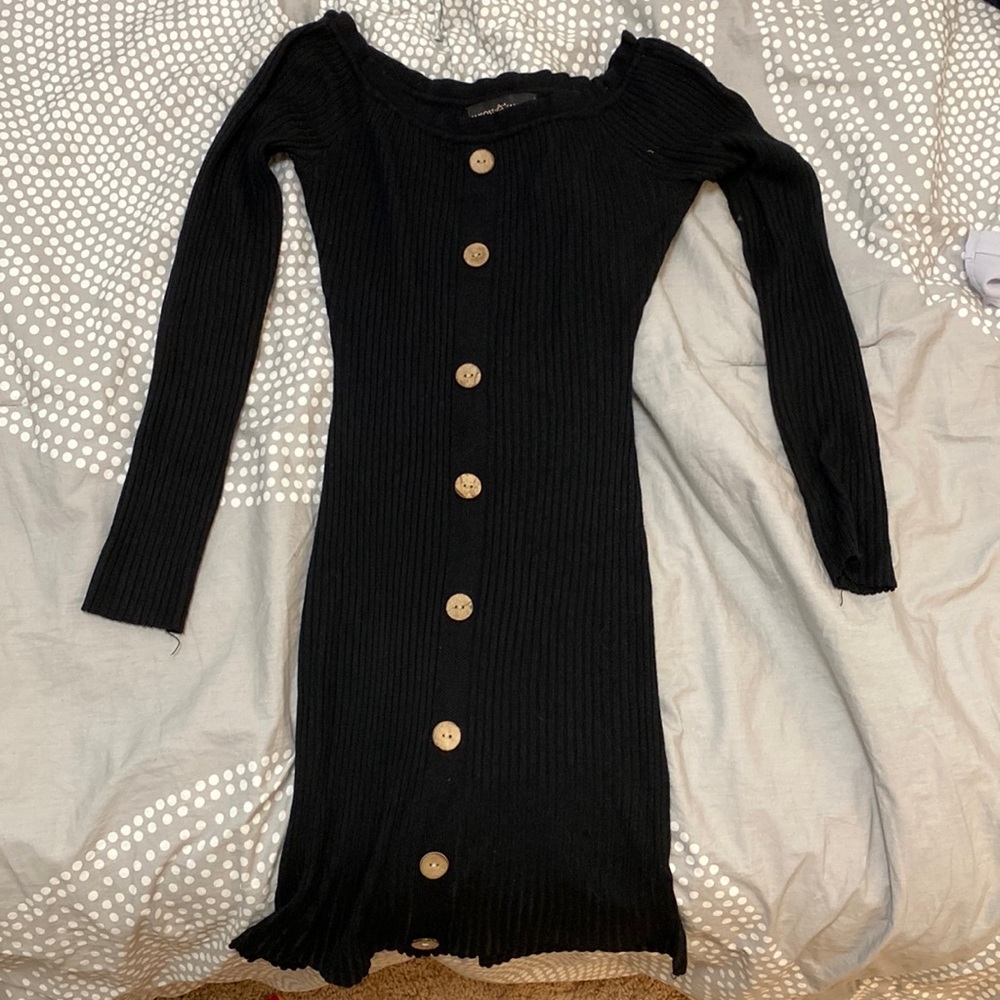 Off the Shoulder Body Con Dress